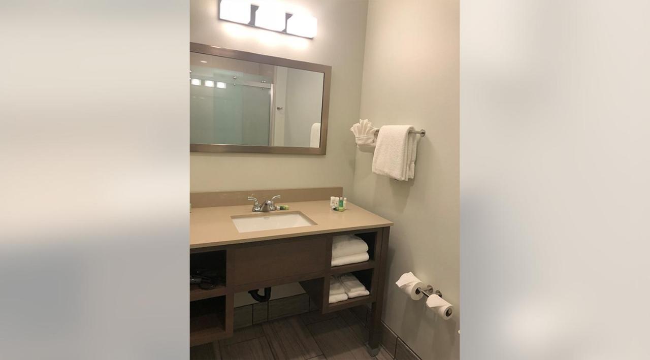Kodiak Compass Suites Ngoại thất bức ảnh
