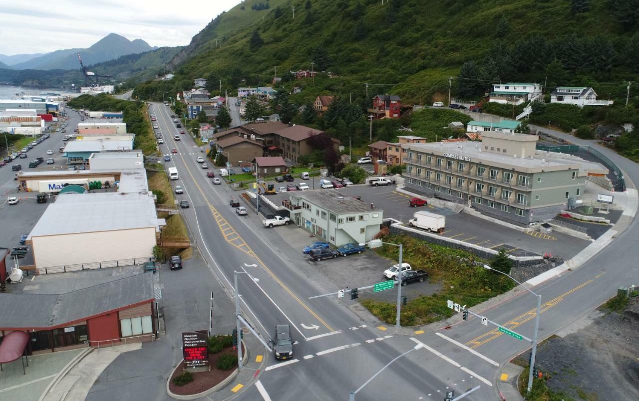 Kodiak Compass Suites Ngoại thất bức ảnh
