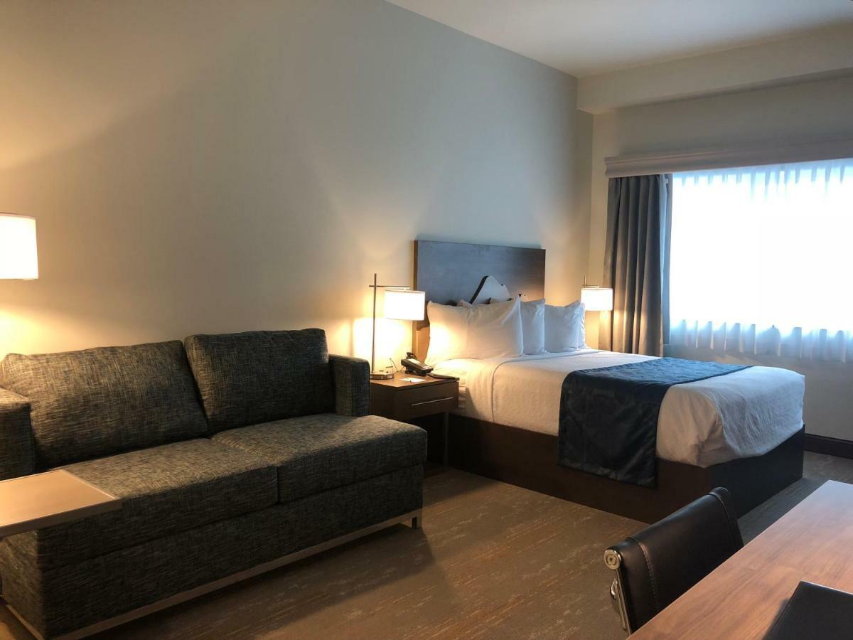 Kodiak Compass Suites Ngoại thất bức ảnh